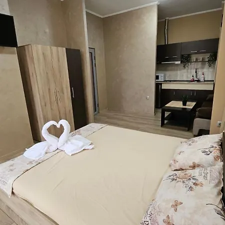 за гости кедър *