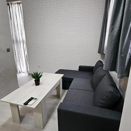 за гости кедър